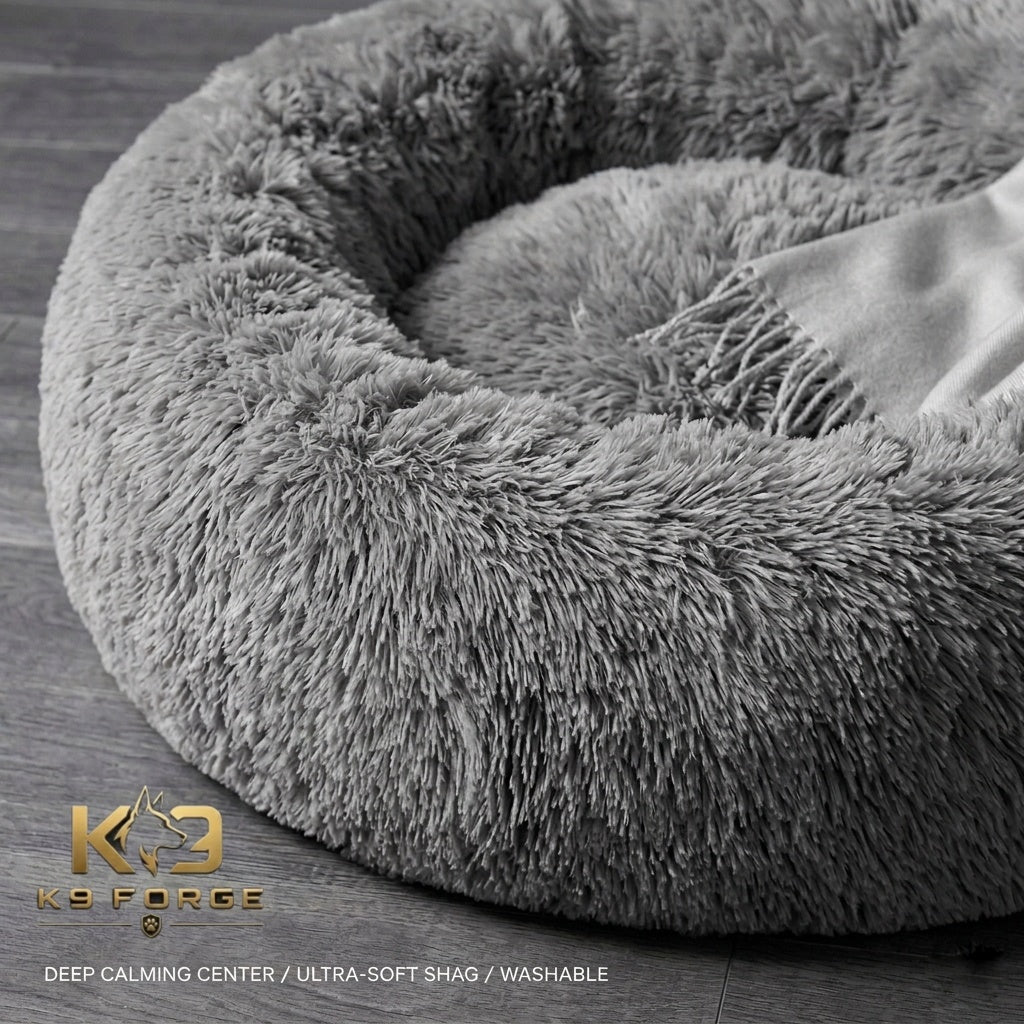 Calming dog bed close-up – deep calming center, ultra-soft shag fur, machine washable grey
